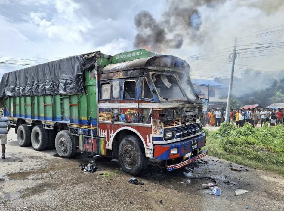 rautahat-truck-aagajani_LYCbXvKqlq.jpg