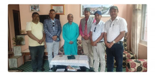 सम्झौतापछि राजनीतिक दलसँग लबिङ गर्दै शिक्षकहरू
