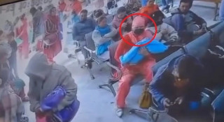 अस्पतालबाट शिशु चोरी गर्ने महिलालाई रक्तस्राव भएपछि अस्पताल भर्ना
