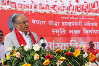 माओवादी पार्टीहरुको एकता चाडैं टुङ्गोमा पुग्छ: प्रचण्ड 