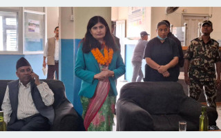जनतालाई खुसी बनाउने गरी सेवालाई चुस्त बनाउनुपर्छः मन्त्री न्यौपाने