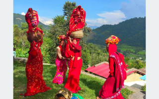 सुदूरपश्चिममा गौरा पर्व सुरु, आज घरघरमा बिरुडा भिजाइँदै