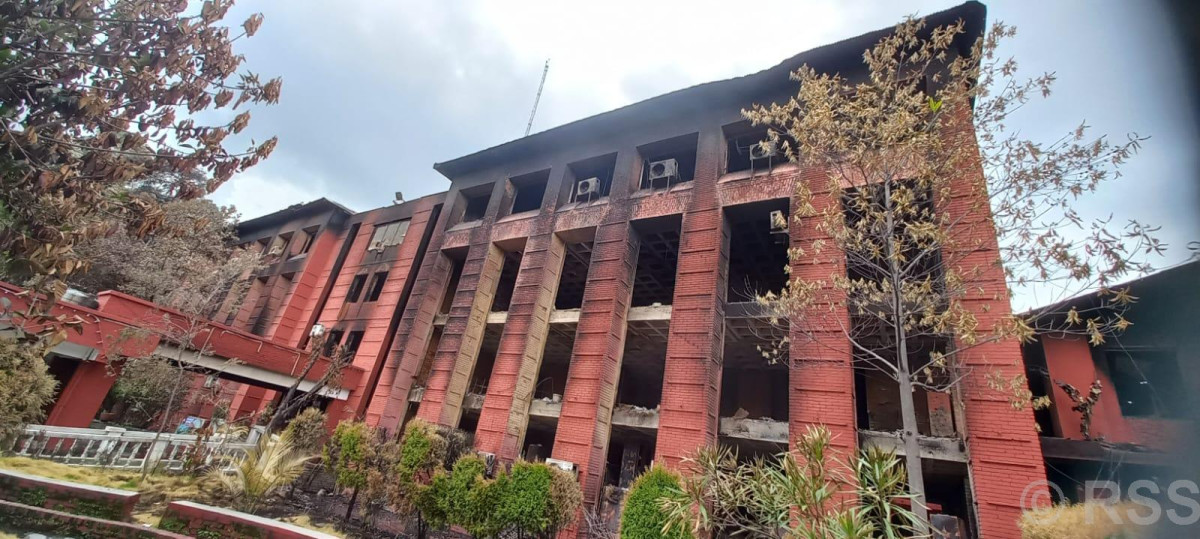 क्षतिग्रस्त स्वास्थ्य मन्त्रालय अस्थायी व्यवस्थापनका लागि ठाउँ खोज्दै