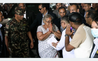 प्रधानमन्त्रीले ट्रमा सेन्टर पुगेर घाइतेको स्वास्थ्यबारे लिनुभयो जानकारी